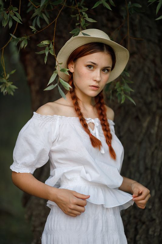 портрет, девушка Надежда фото превью