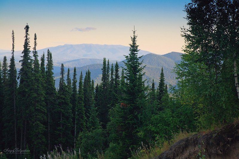 Вид с перевала фото превью