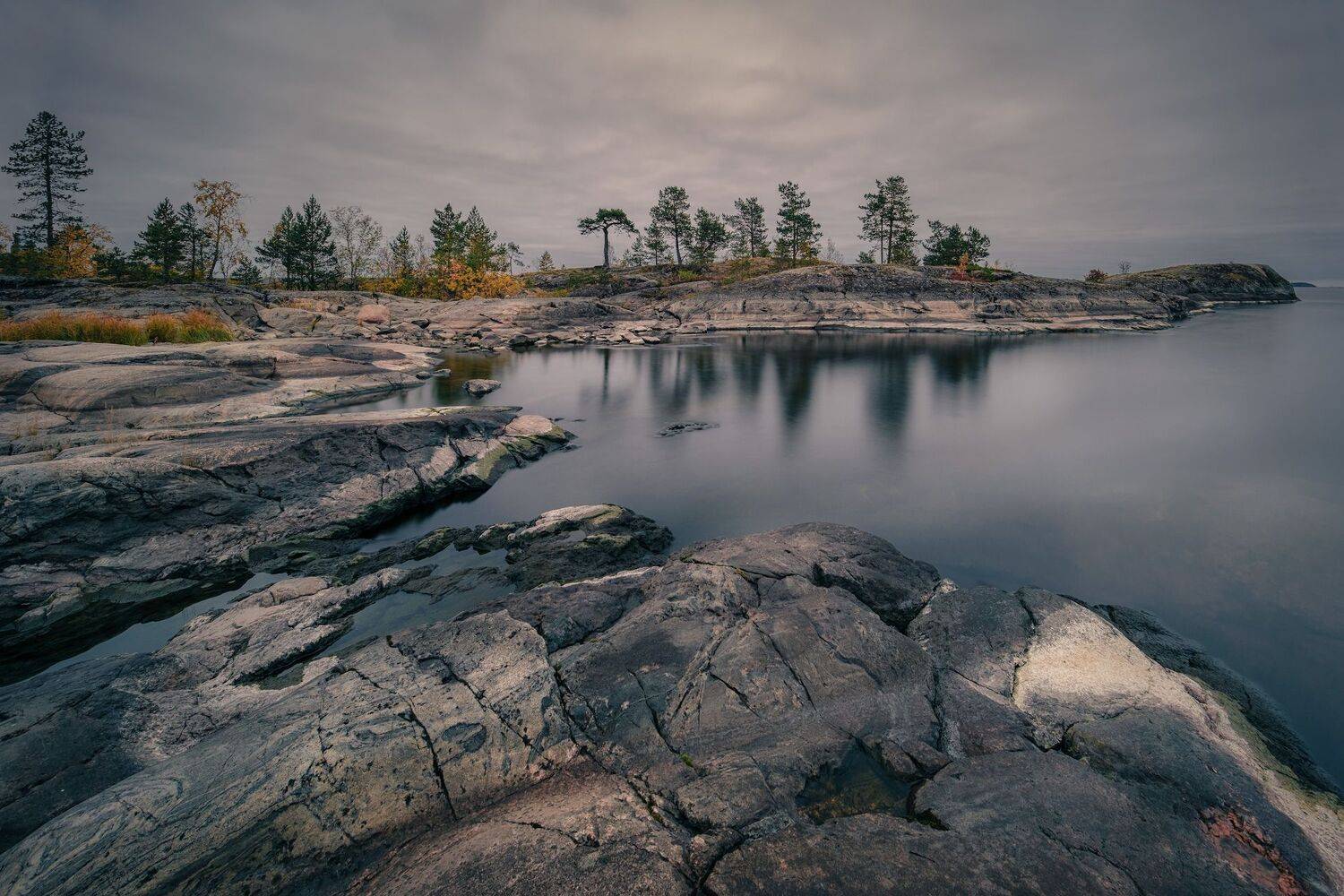 скалы, камни, ладога, шхеры, озеро, вода, осень, сентябрь, холод, пейзаж, природа, путешествие, Андрей Чиж