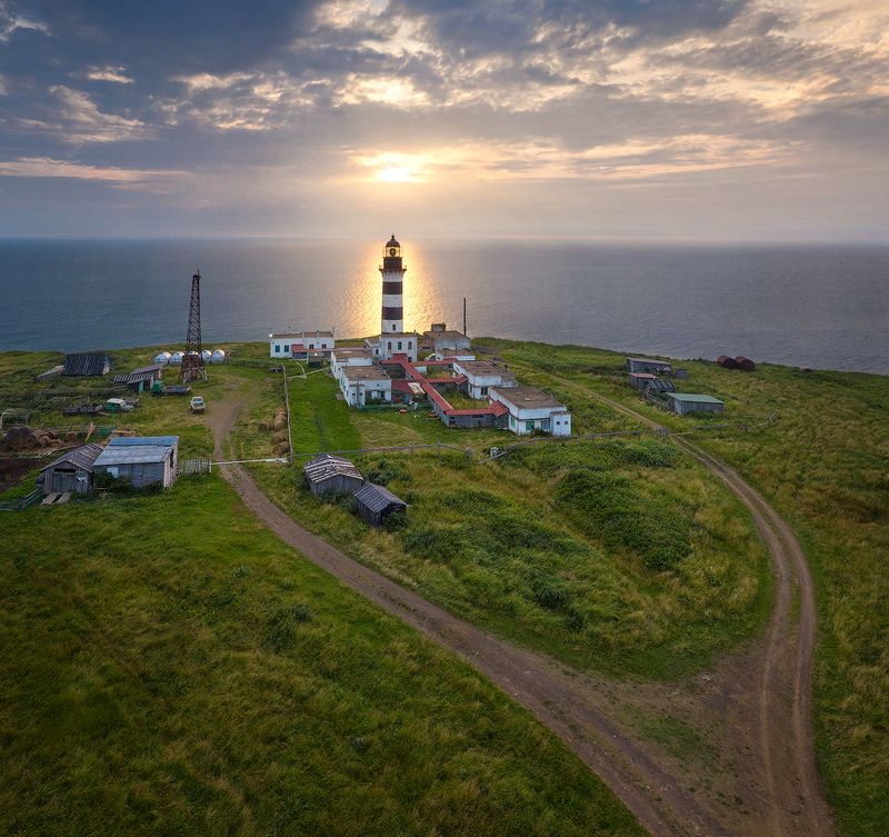 сахалин, мыс ламанон, маяк Сахалин. Мыс Ламанон фото превью