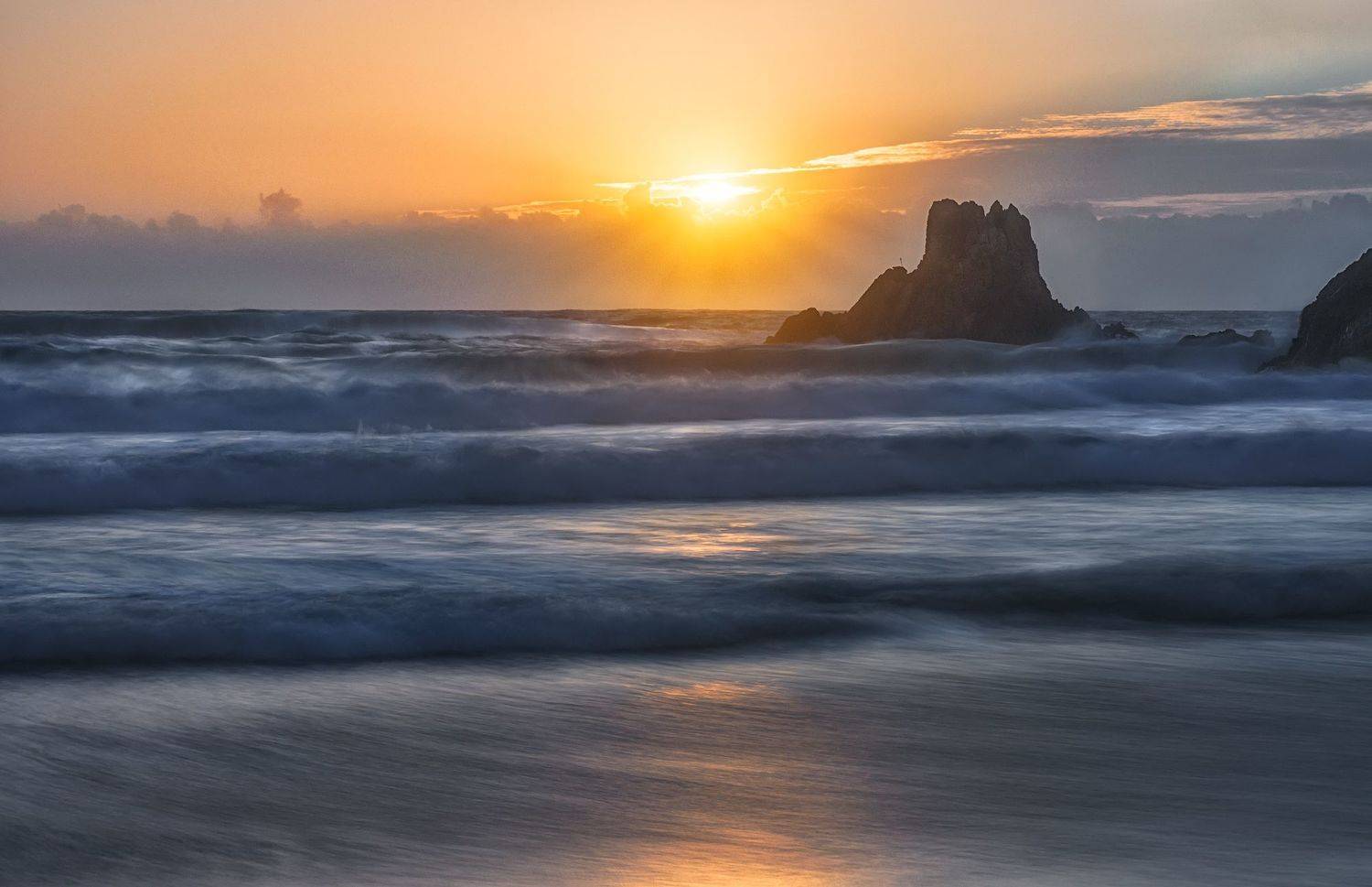 #BEACH #SUNSET #SUNSTAR #SUN #SEA #WAVES, SORAYA SAMPEDRO