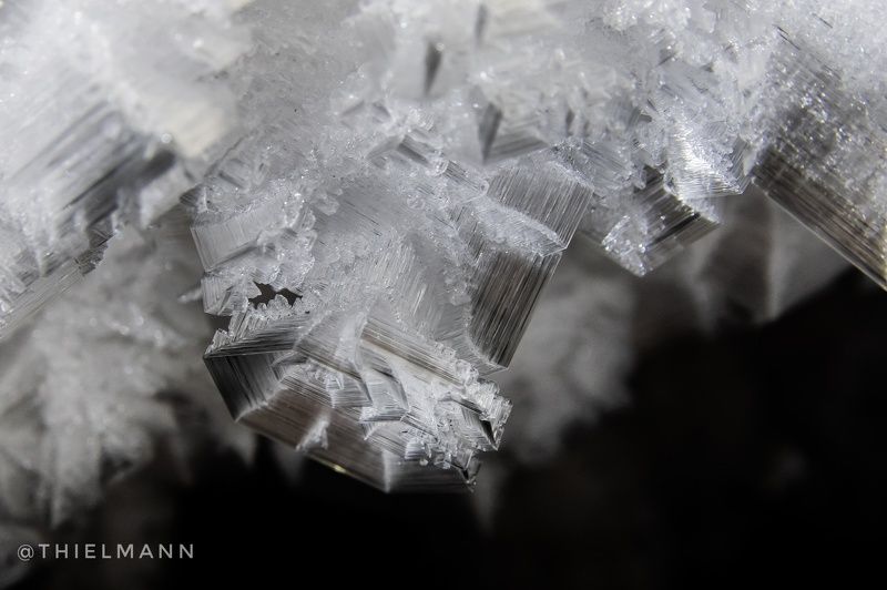 cave crystal ice rose macro speleo Ice cave crystal фото превью
