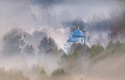 Под покровом тумана.