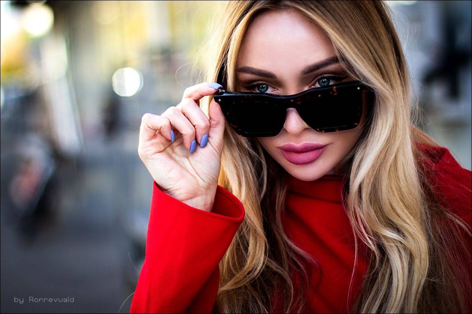 girl,woman,eyes,beauty,portrait,fashion,light,девушка,портрет,москва,свет, глаза, Ronrevuald