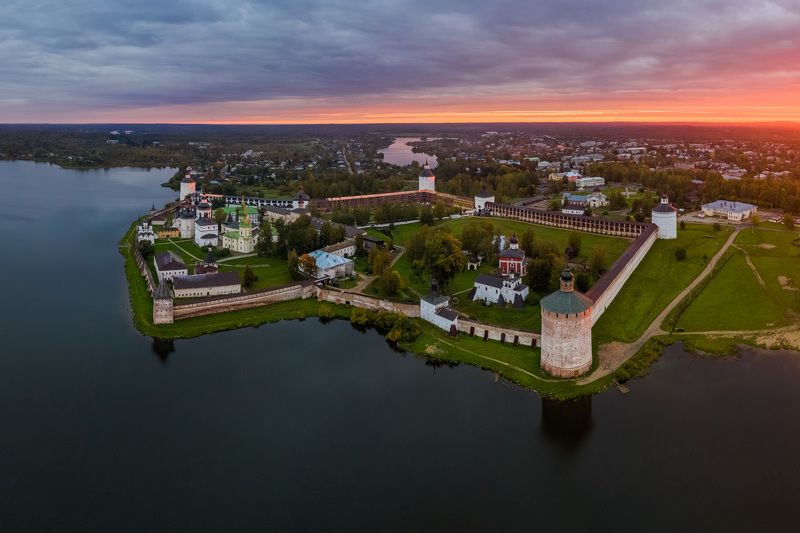 монастырь, архитектура, осень, восход, пейзаж, кириллов, вологодская область, россия, русский север, панорама, monastery, arhitecture, autumn, sunrise, landscape, kirillov, vologda region, russia, russian north, panorama, dji Кирилло-Белозерский монастырь фото превью