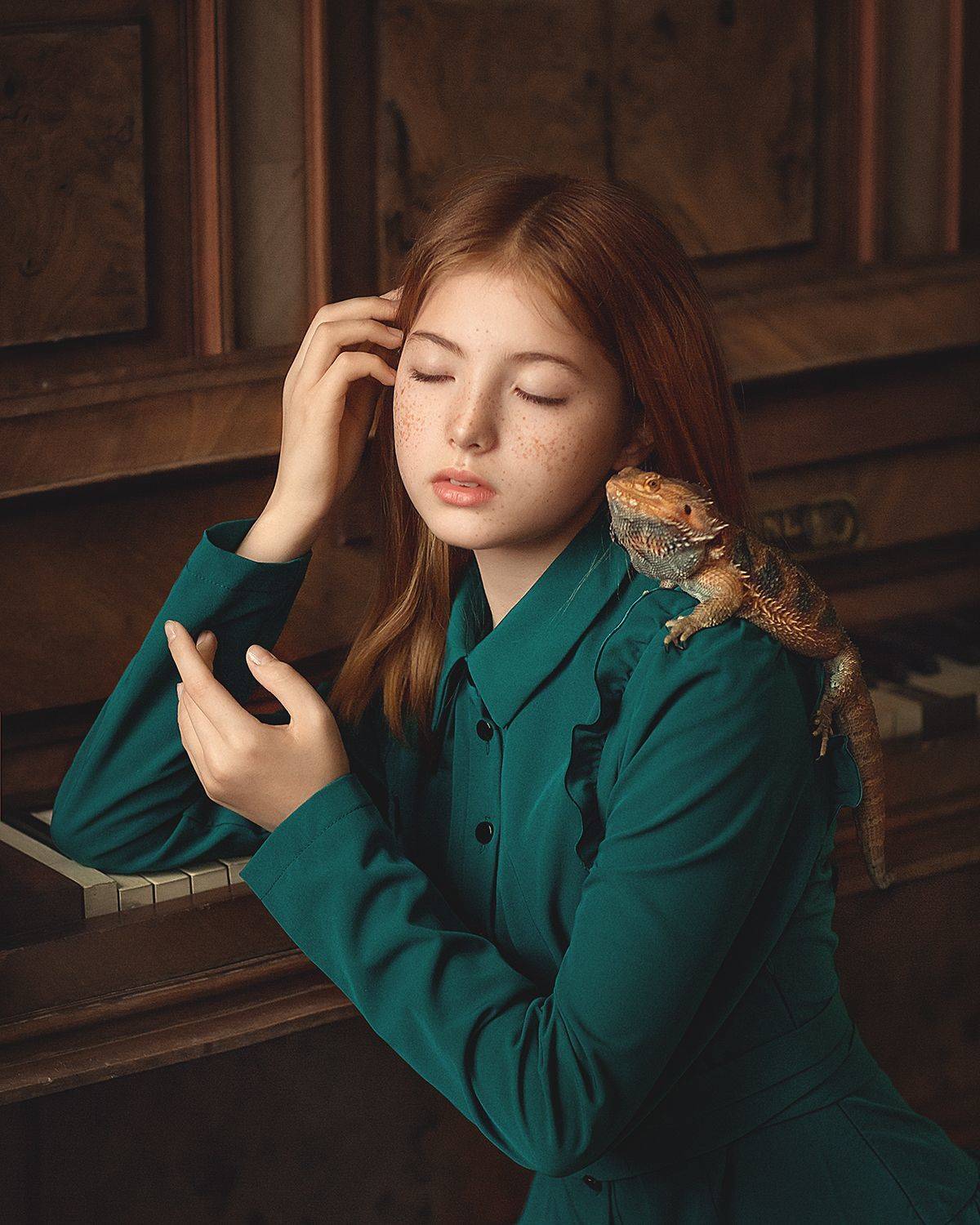 , Елена Михайлова
