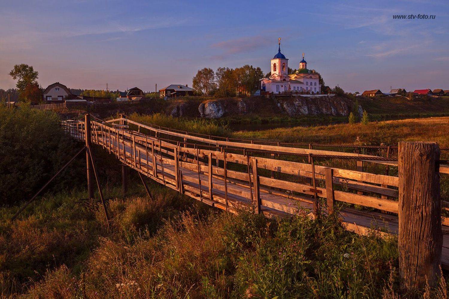 пейзаж, мост, храм, деревня, урал, река, вечер, закат, село, слобода, Sokolova Tatiana