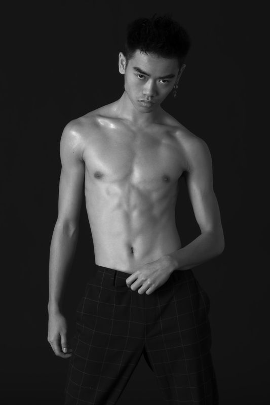 man Dreamy Vogue фото превью