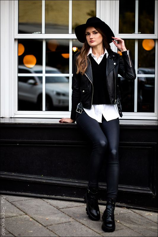 girl,woman,eyes,beauty,portrait,fashion,light,девушка,портрет,москва,свет, глаза Lera фото превью