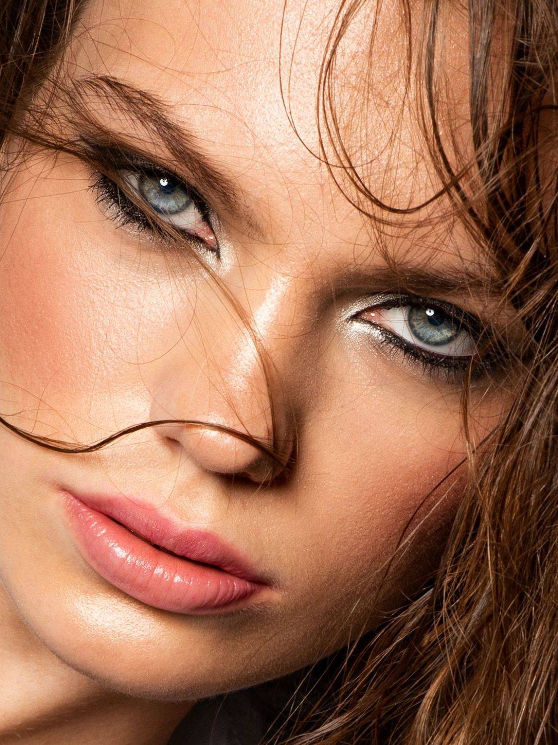 , Мелана Романова