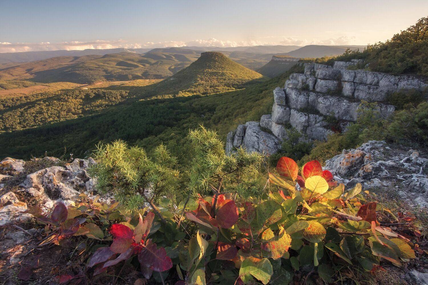крым, бахчисарай, пещерный город, пейзаж, осень, горы, закат, вечер, чуфут-кале, тепе-кермен, Екатерина Дмитренко