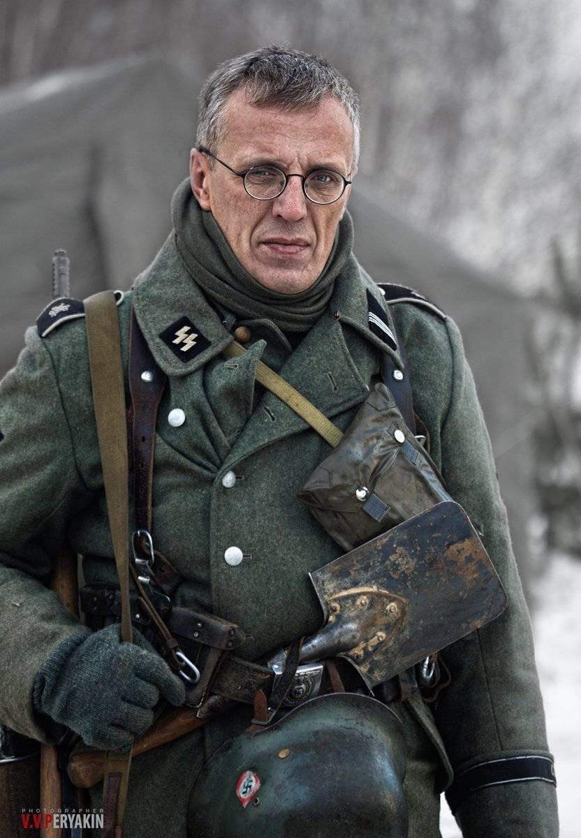 , Виктор Перякин