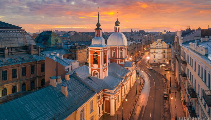 россия, петербург, осень, рассвет Пантелеймоновская церковь у музея Штиглица фото превью
