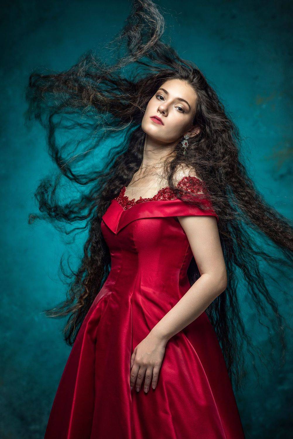 девушка, буря, длинные волосы, девушка в красном,FINE ART PORTRAIT, Мурр Маори