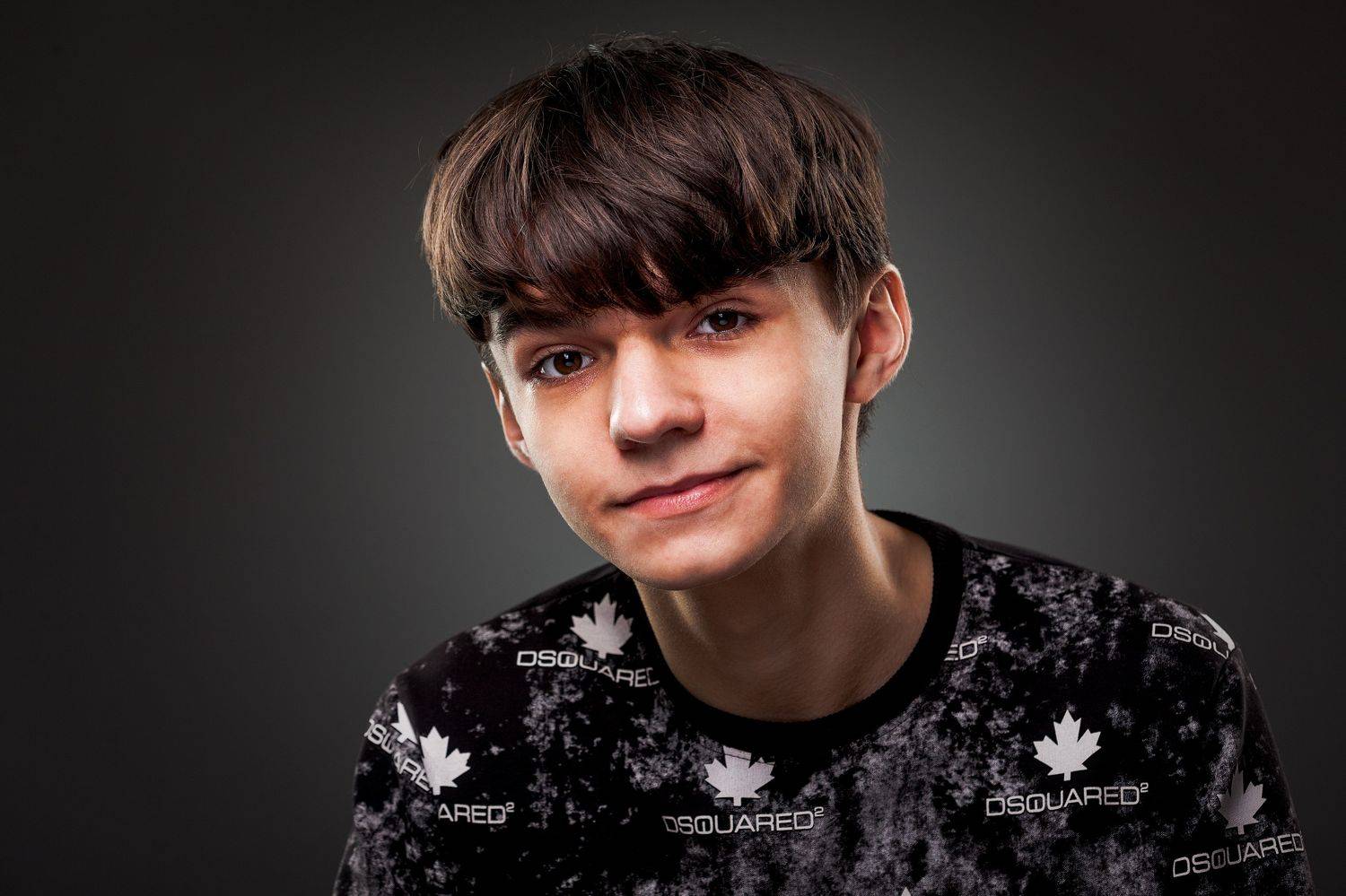 парень, портрет, мтудия, Евгений Дёгтев