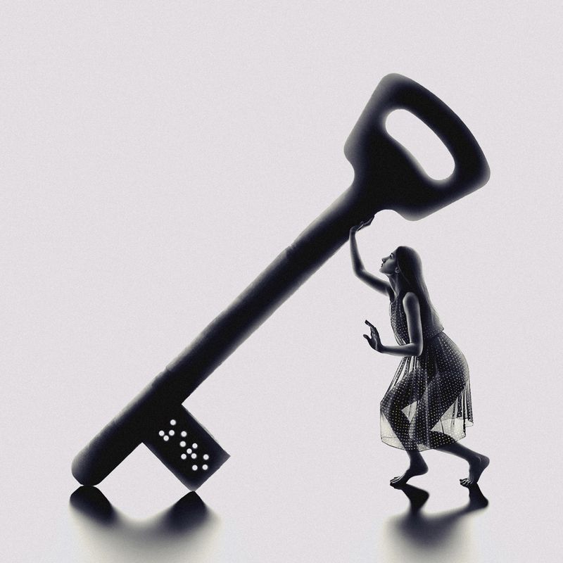 SURREAL,FANTASY,IMAGINATION,DREAM,WOMAN,SURREALISM,ART,MONTAGE,CREATIVE,LIGHT,DARK,SHADOW,FINEART,MONOCHROME,EDIT,SILHOUETTE,MINIMALISM,KEY,MYSTERY The Great Mystery фото превью