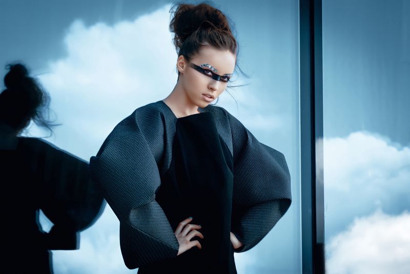 Glass world фото превью