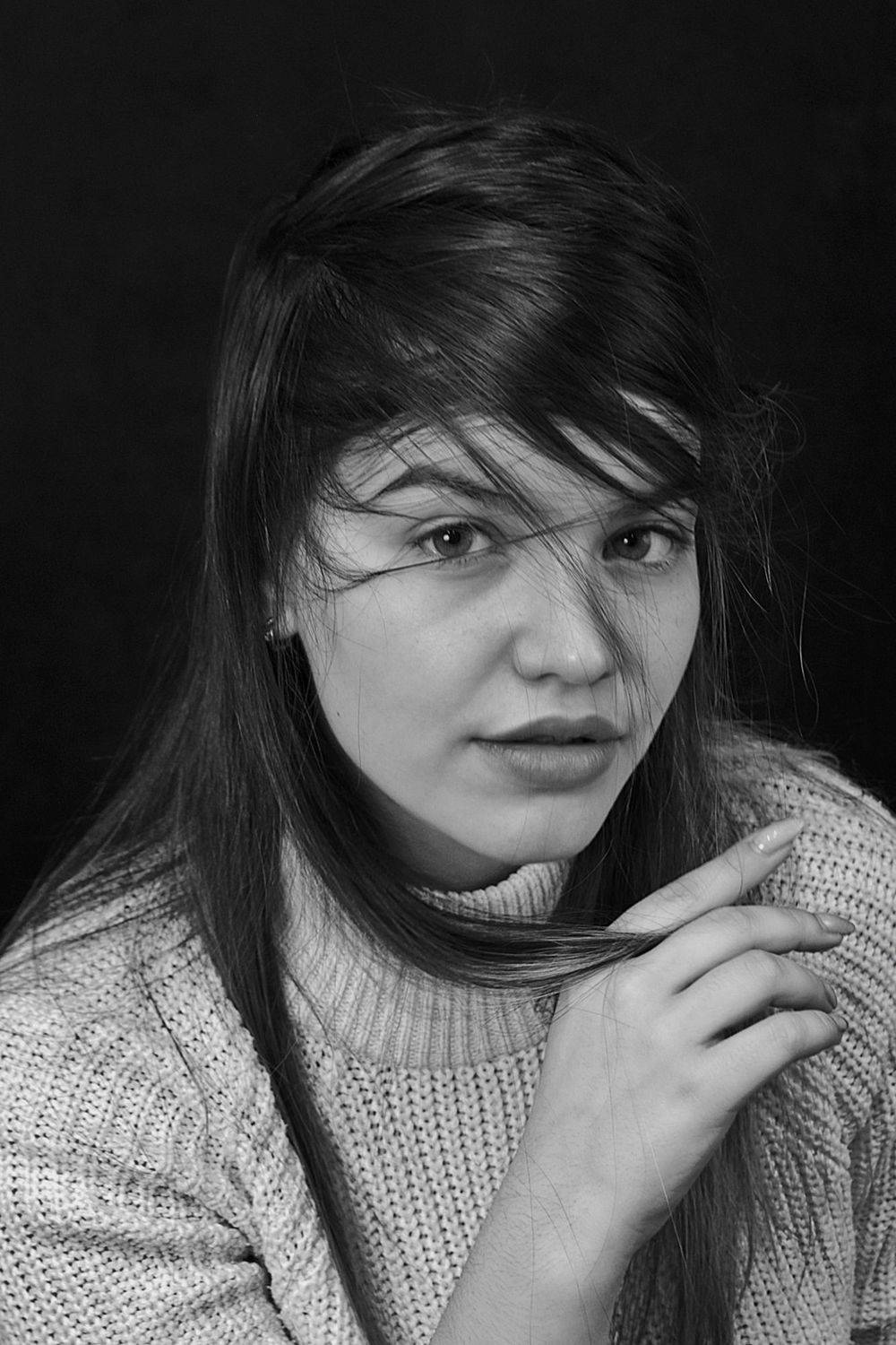 девушка, портрет, глаза, взгляд, волосы, апатиты, Николай Смоляк