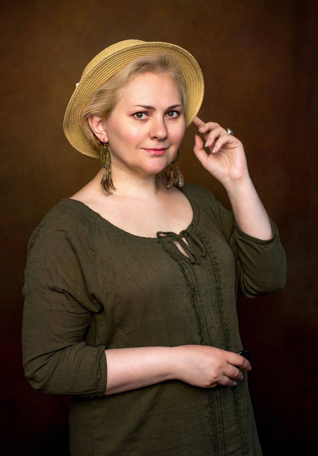 женский потрет, портрет под живопись, автопортрет, Мурр Маори