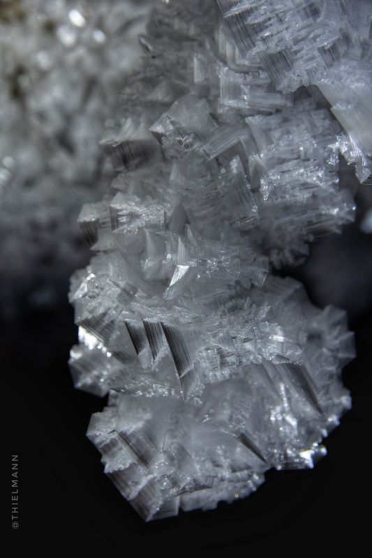 cave crystal ice rose macro speleo Ice cave crystal фото превью