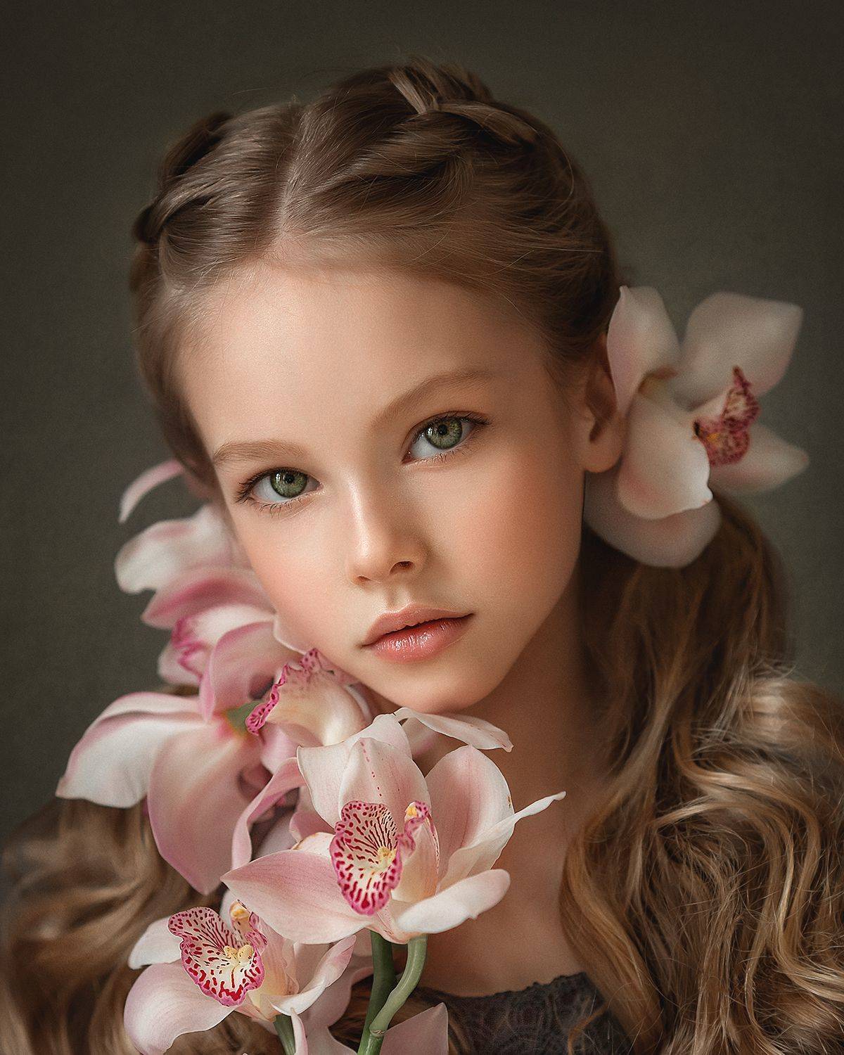 , Елена Михайлова