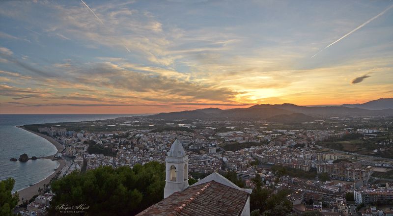 бланес, испания, закат вечер, побережье, небо, облака Закат над Коста Брава фото превью