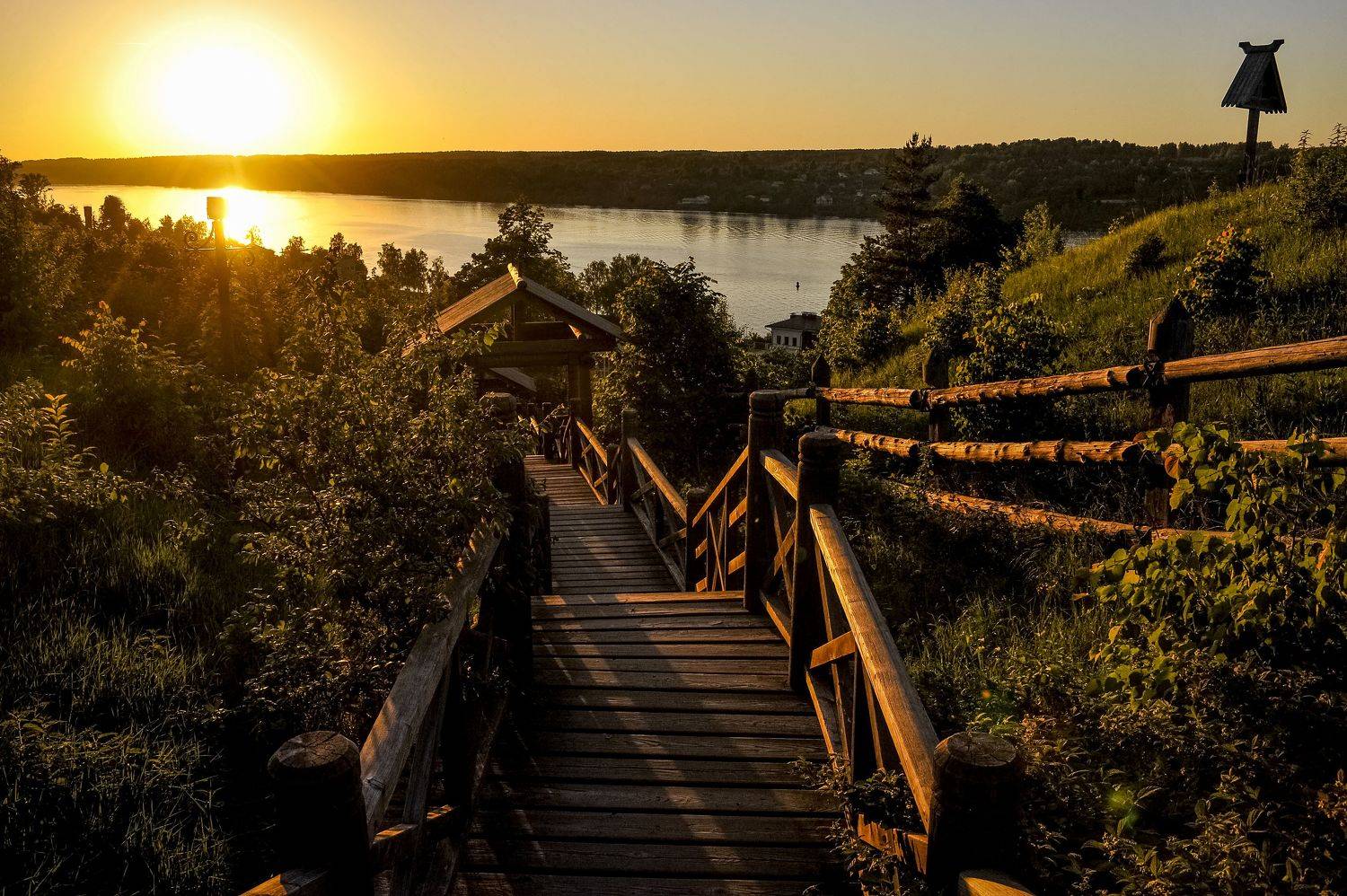 город, Михаил Пшеннов