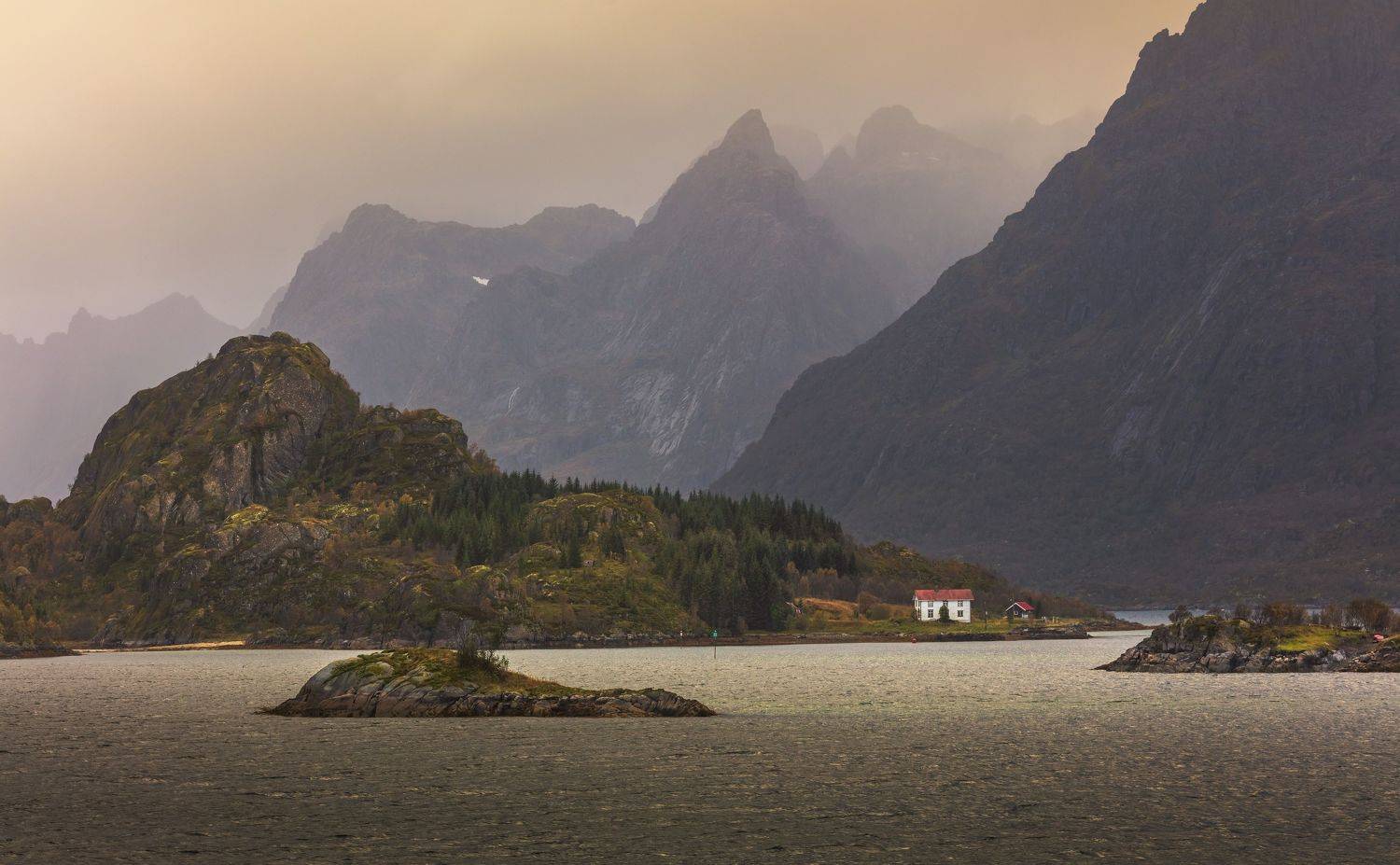 домики, лофотены, норвегия, горы, море, облака,, Марат Макс.