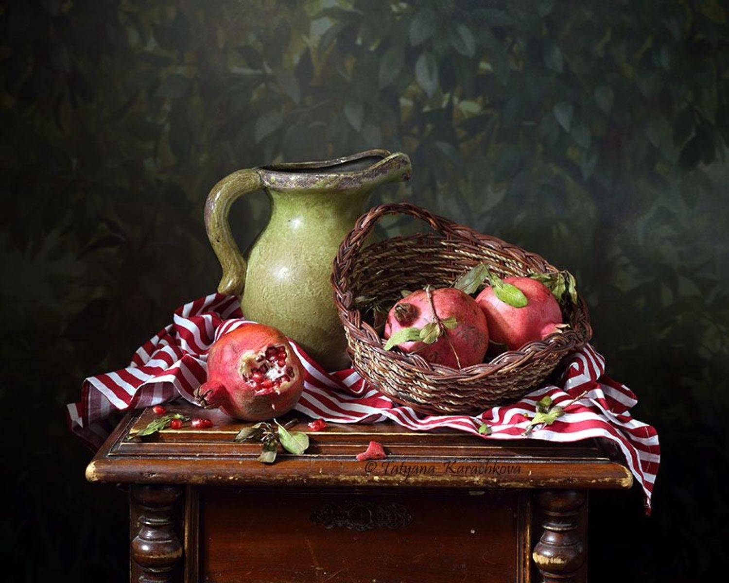натюрморт, кувшин, гранат, фрукты, Tatyana Karachkova