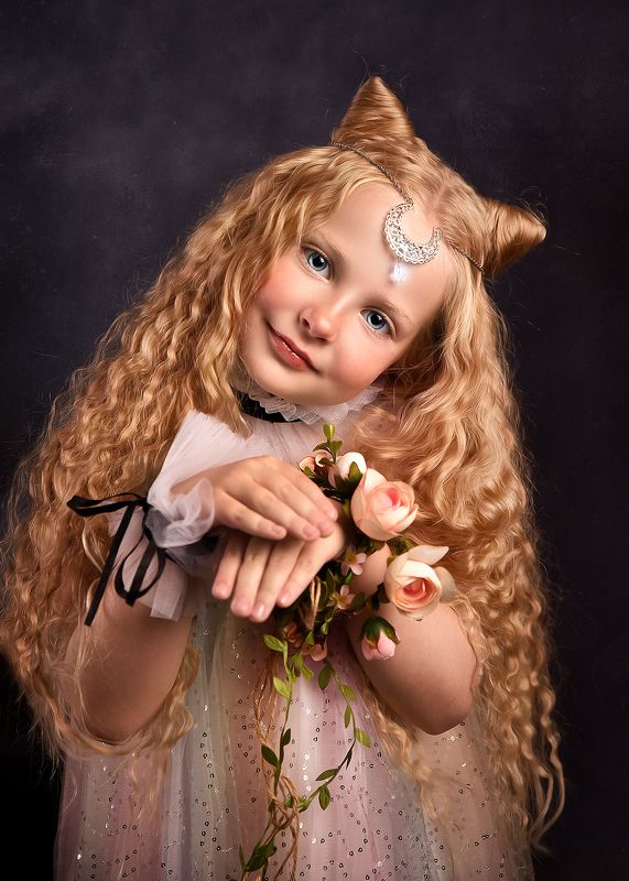 портрет, девочка, луна Луна фото превью