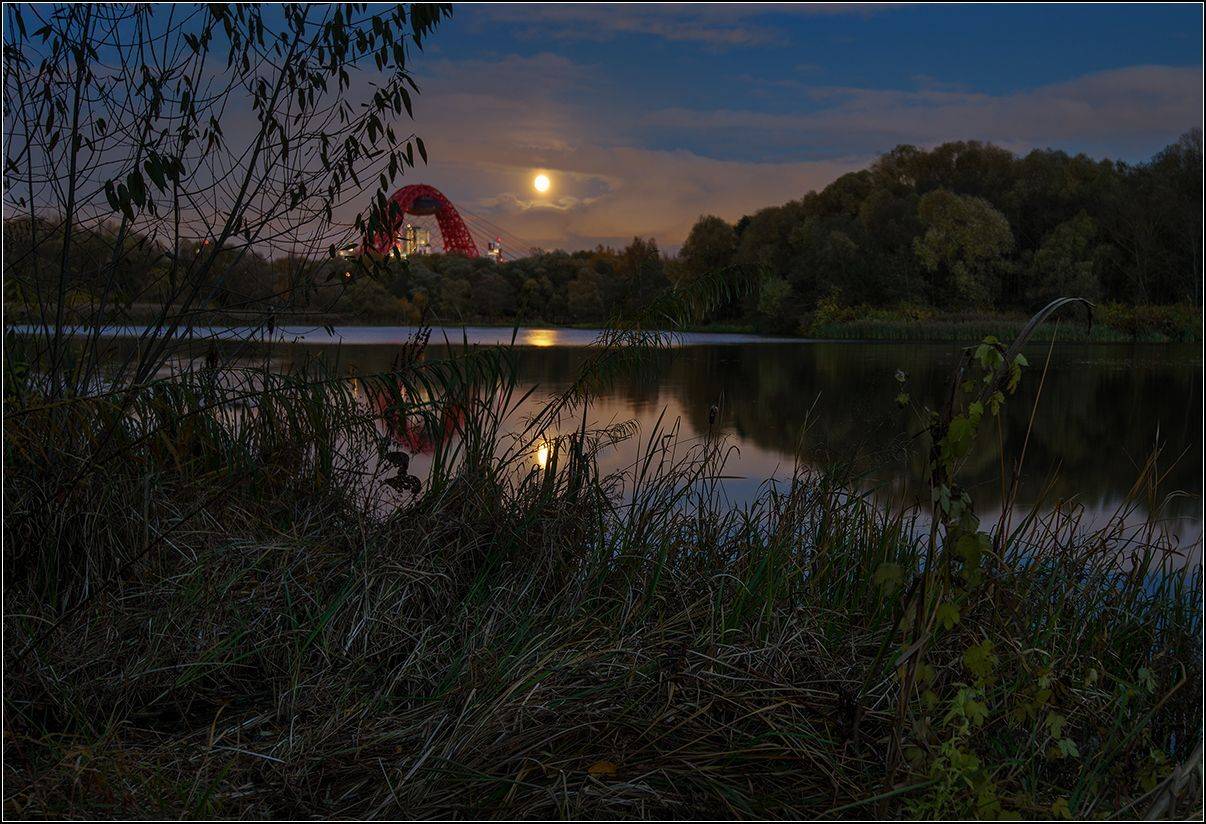 москва, вечер, луна, озеро, отражение, АНАТОЛИЙ ДОВЫДЕНКО