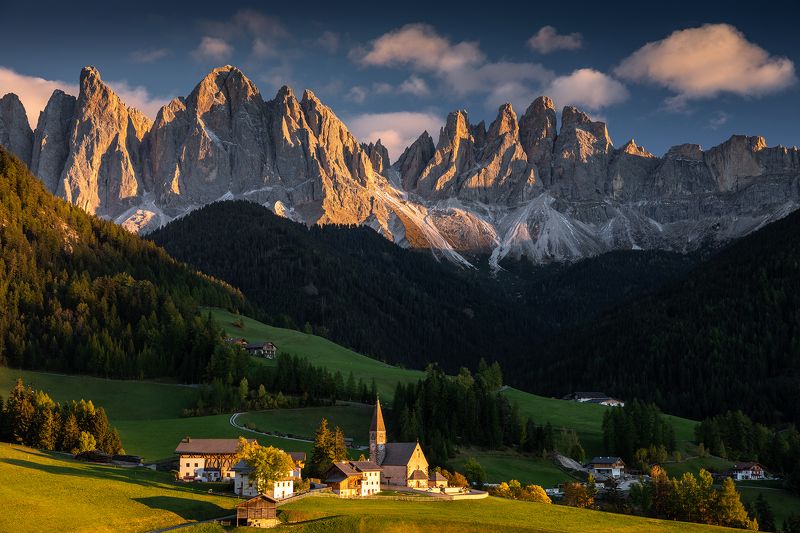 mountains, autumn, dolomites, italy Evening in the Mountains фото превью