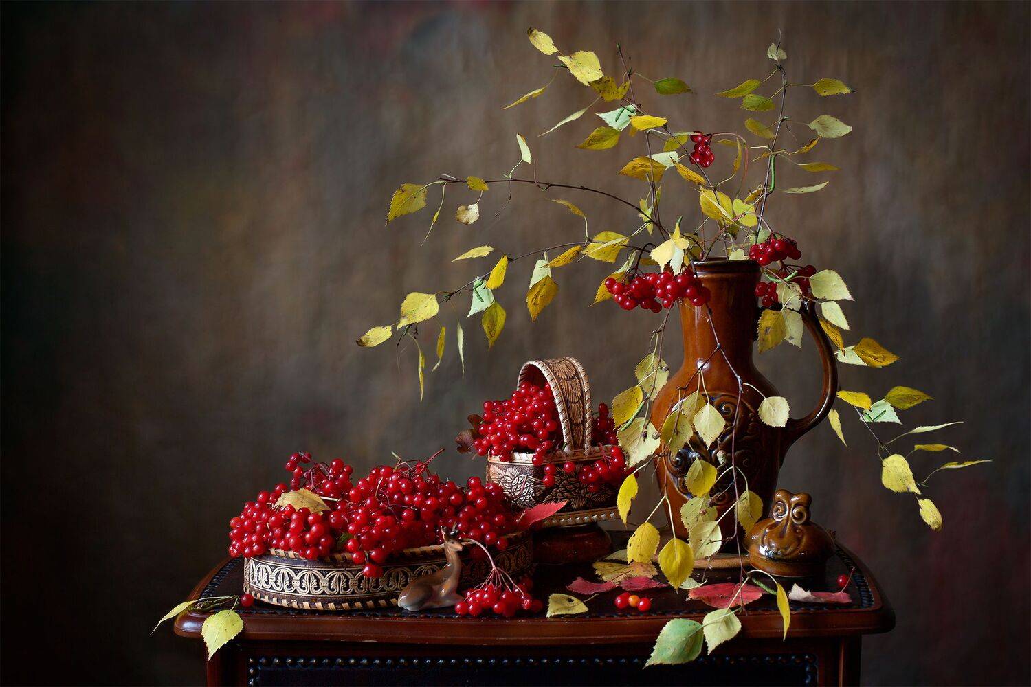 миламиронова, фотонатюрморт, осень, ягоды, калина, урожай, букет, кувшин, берёза, Мила Миронова