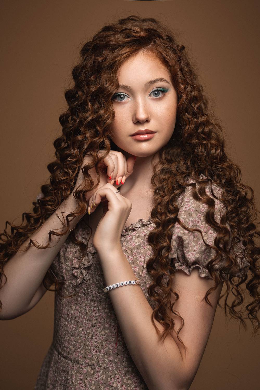 девушка, модель, портрет, фотосессия, студия, макияж, гламур, girl, model, modeling, young, portrait, make-up, творческий портрет, женский портрет, woman, young woman, glamour, постановка, постановочная фотография, fashion, Владимир Васильев