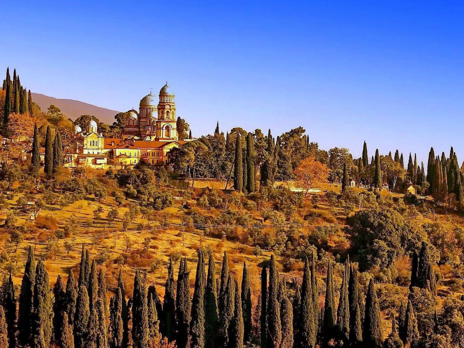 Осень. Монастырь., Евгений Никишин