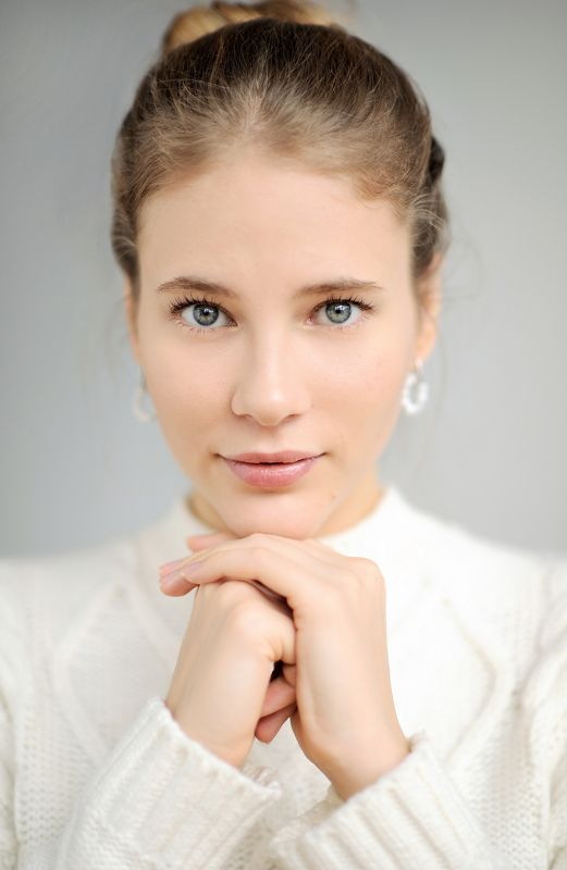 девушка,портрет,студия  фото превью