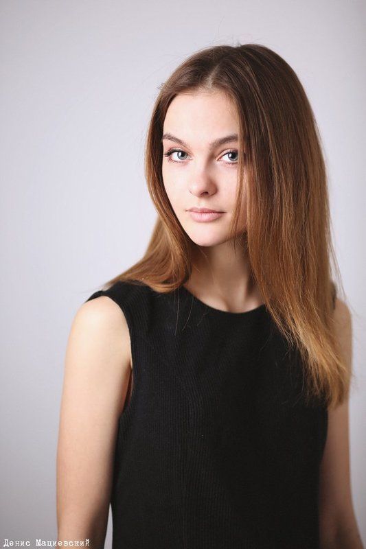 Р и т а фото превью