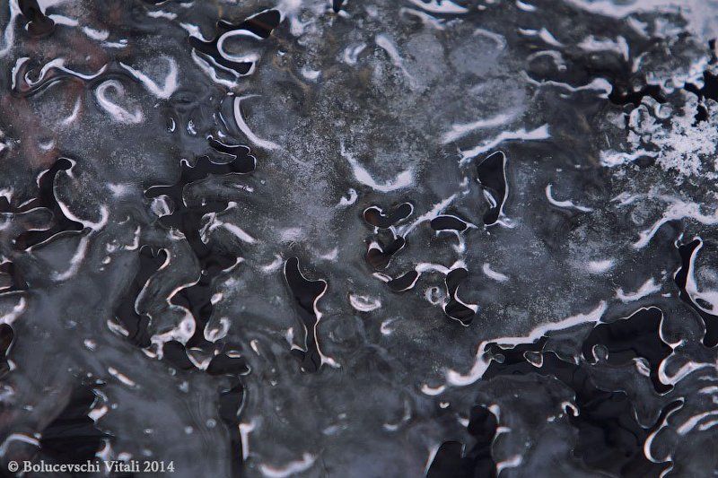 Красота ручья зимой фото превью