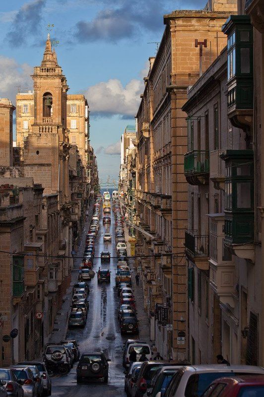 Улочки , балкончики Валлетты фото превью