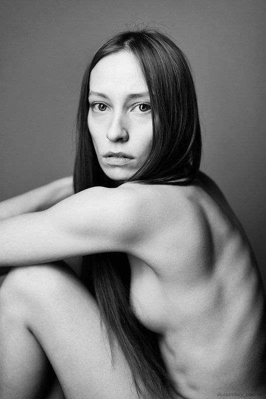 View of the women фото превью