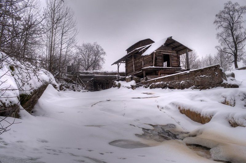 Старая финская водяная мельница. фото превью