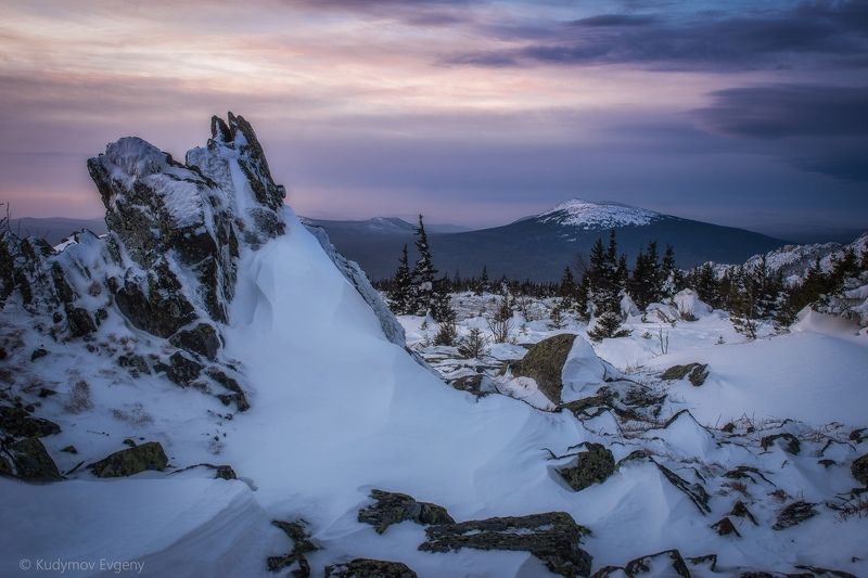 таганай, урал Вид на Круглицу. Дальний Таганай. фото превью