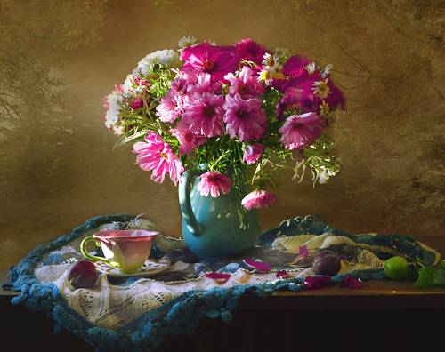 ...вуалью грусти и печали...