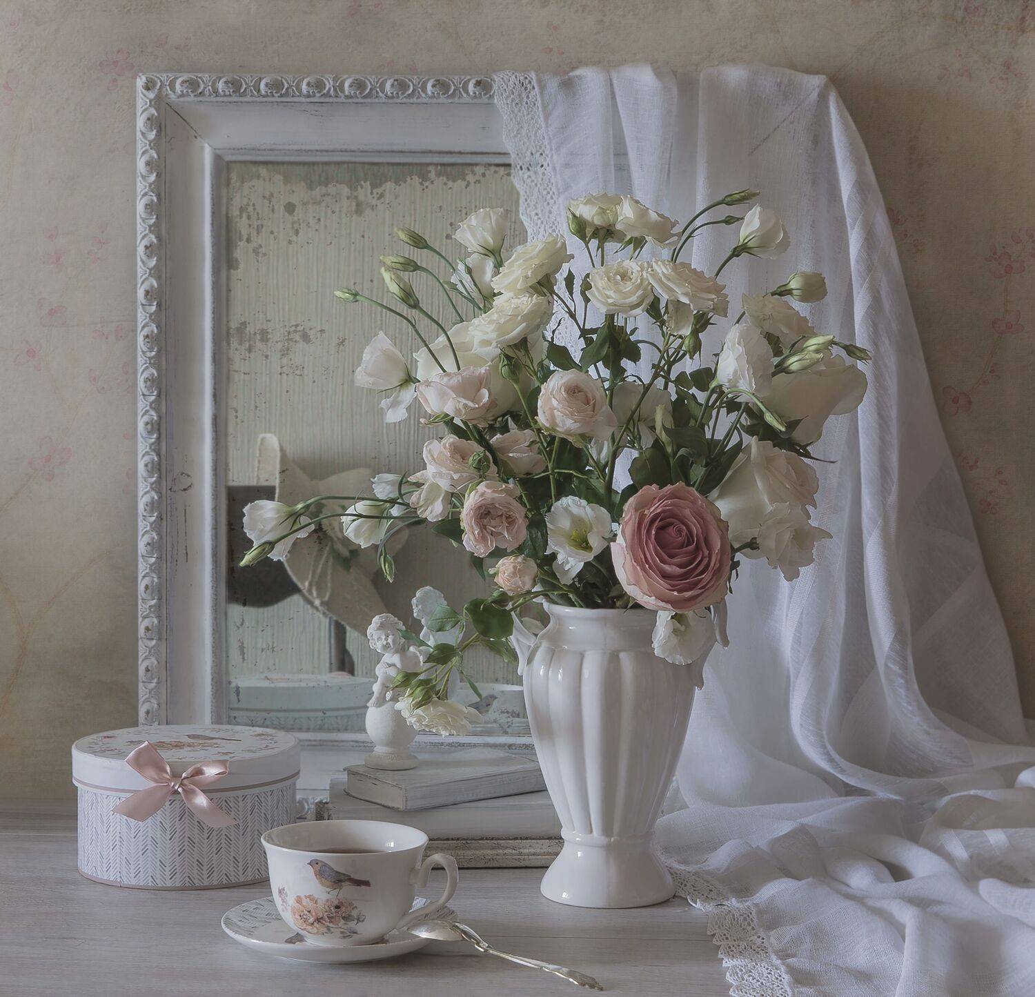 нежный букет, зеркало, отражение, чай,, Галина Тришина