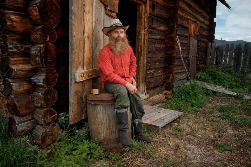 брутальный, мужской, тыва, мужчина, нерозя, портрет, серьезный, старовер, катазы, тува У таёжников фото превью