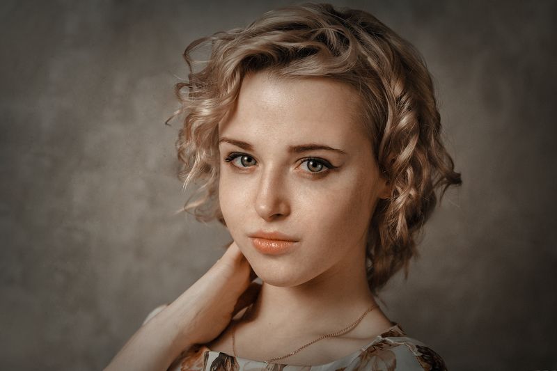 Портрет Лера фото превью