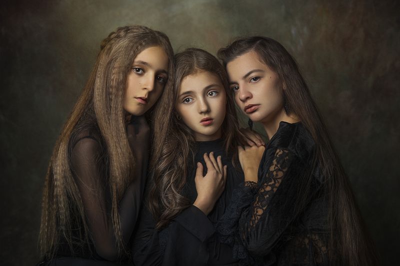 Sisters фото превью