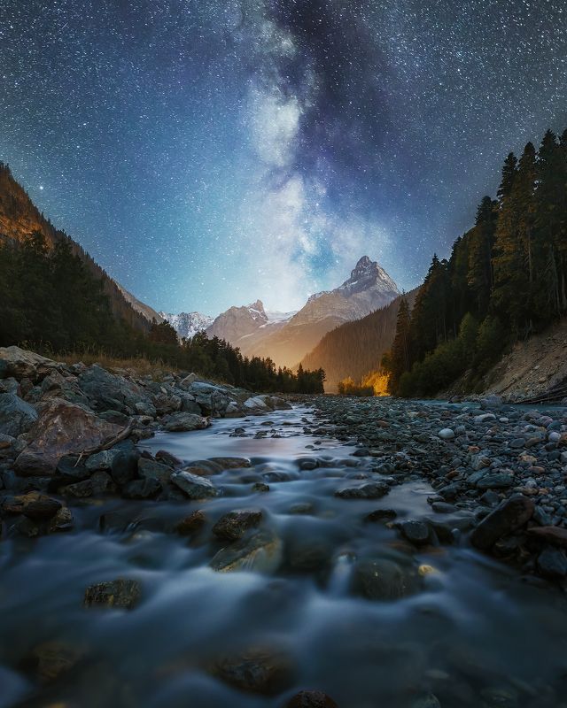 Астрофото, пейзаж Домбай фото превью