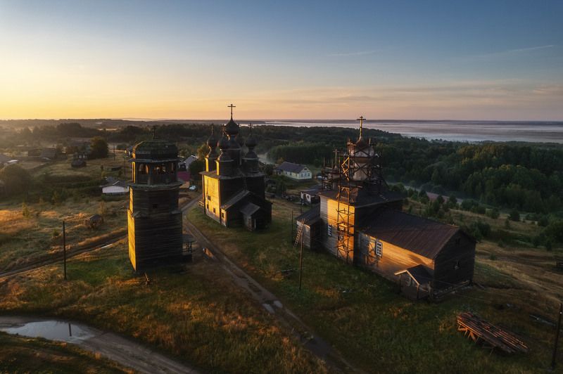 россия, архангельская область, русский север, ворзогоры, онежский район, белое море, пейзаж, природа, церковь, лето, рассвет, погост, церковь, деревянное зодчество Ворзогоры фото превью