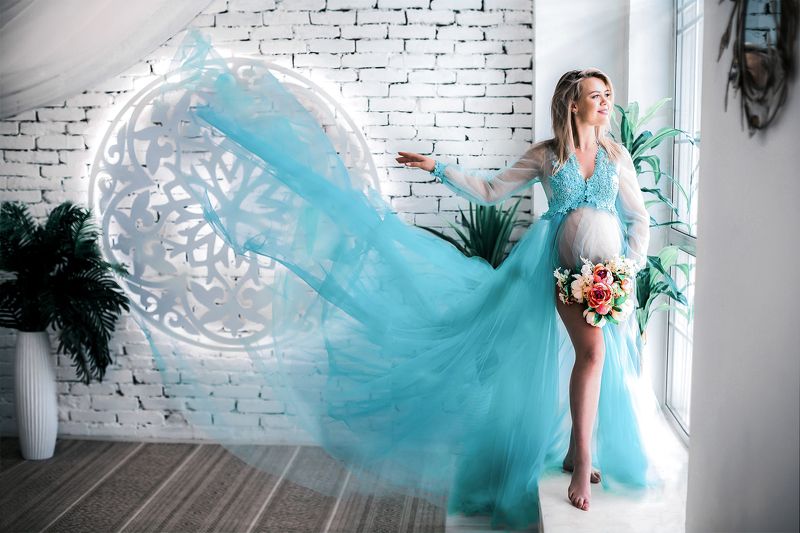 беременность, девушка, портрет На крыльях счастья  фото превью